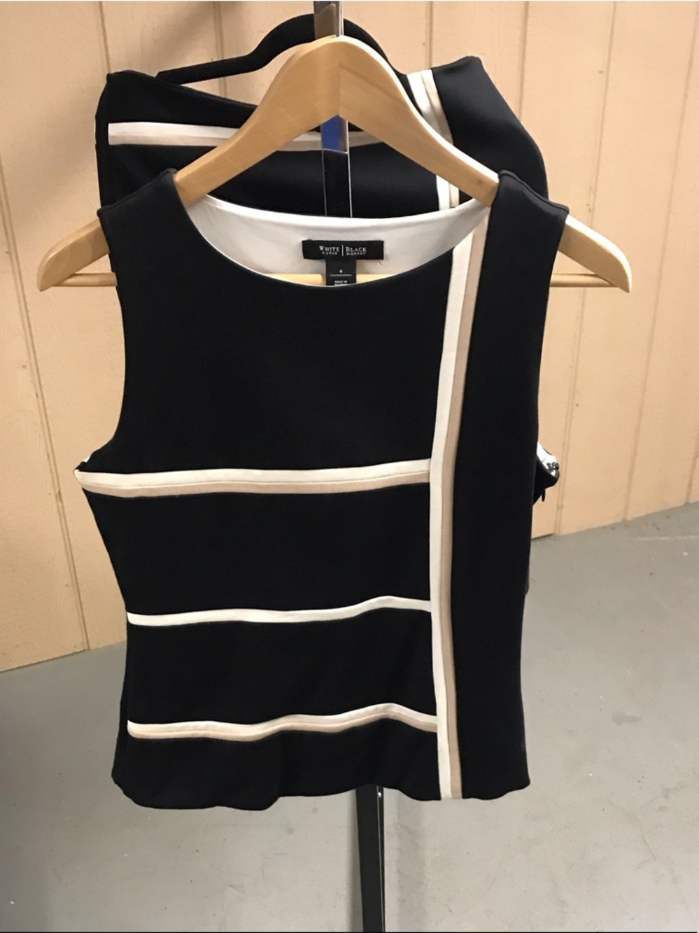 White House Black Market Black and White Sleeveless Contrast-Trim Tank
